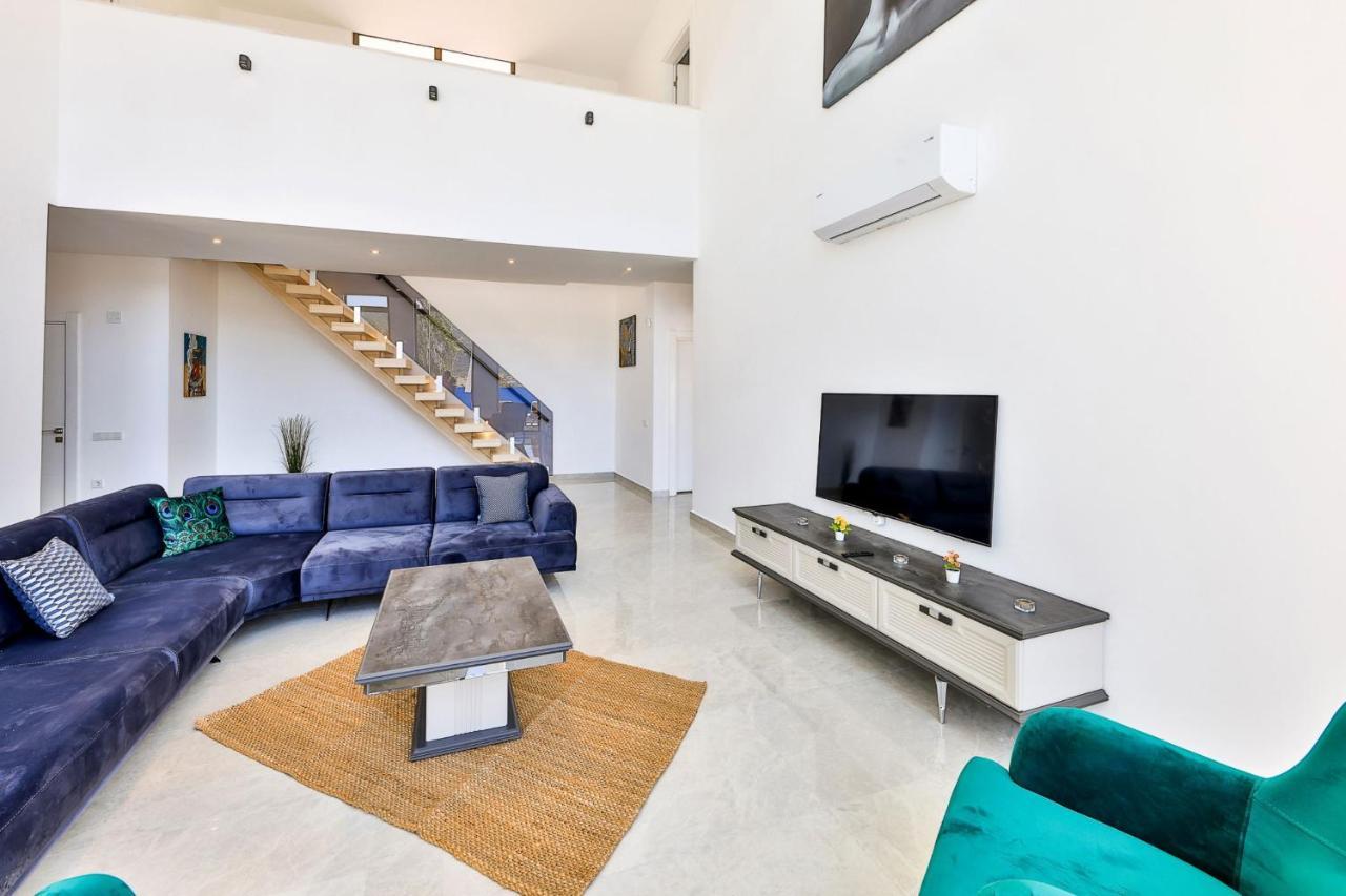 Taha Villa *