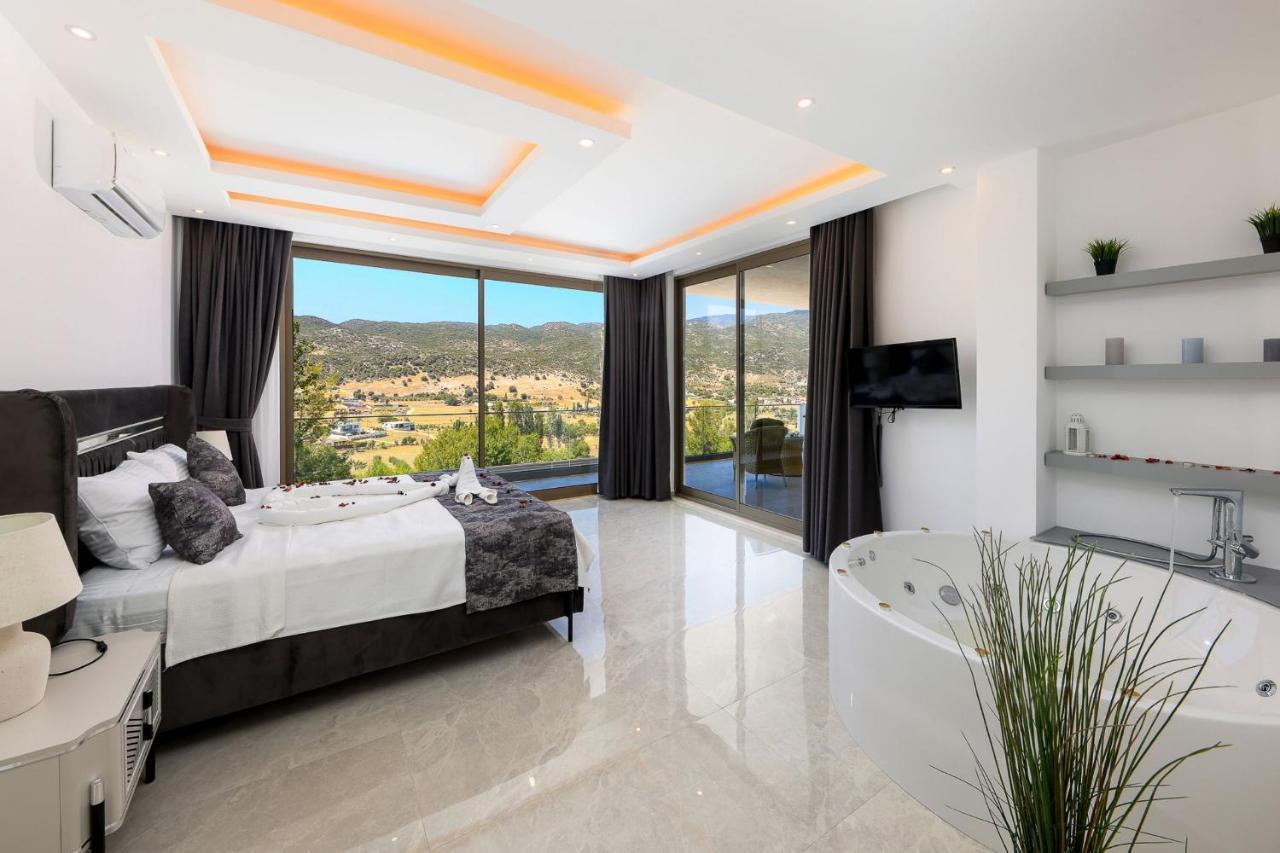 Taha Villa *